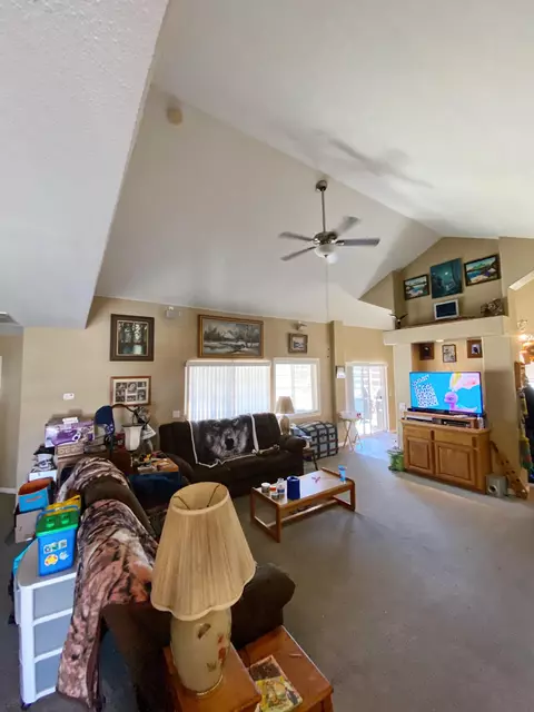 18100 Rawhide Ct, Tehachapi, CA 93561 photo 10