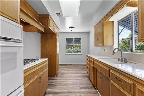 706 Merion Way, Tehachapi, CA 93561 photo 15