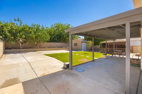 1114 Morven St, Lancaster, CA 93535 photo 10