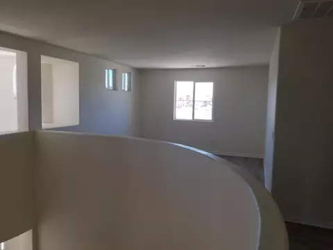 4041 Stable Dr, Palmdale, CA 93552 photo 4