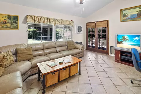 3125 Glad Way, Lancaster, CA 93536 photo 11