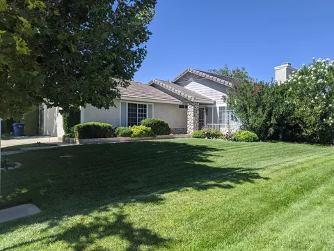 45413 17th St E, Lancaster, CA 93535 photo 1