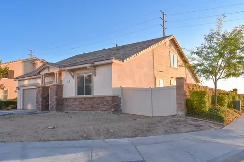 37827 Nova Ave, Palmdale, CA 93552 photo 3