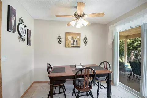 42846 Normandy Lane Ln, Lancaster, CA 93536 photo 9