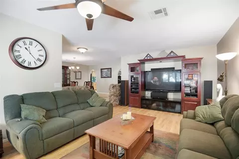 42846 Normandy Lane Ln, Lancaster, CA 93536 photo 3