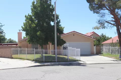 43633 David St, Lancaster, CA 93535 photo 1