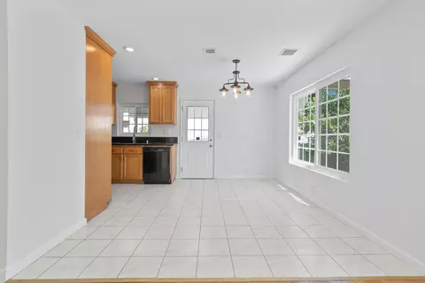 703 E Orange Grove Blvd, Pasadena, CA 91104 photo 21