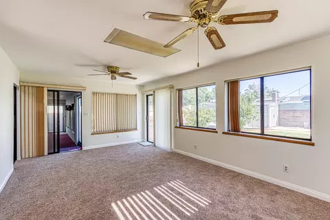 1424 Kettering St W, Lancaster, CA 93534 photo 7
