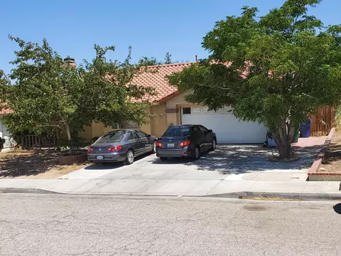 36904 Serendipity Way, Palmdale, CA 93552 photo 2