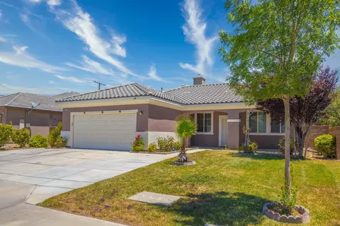 45526 Stanridge Ave, Lancaster, CA 93535 photo 3
