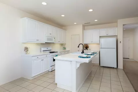45526 Stanridge Ave, Lancaster, CA 93535 photo 9