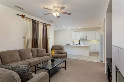 45526 Stanridge Ave, Lancaster, CA 93535 photo 6