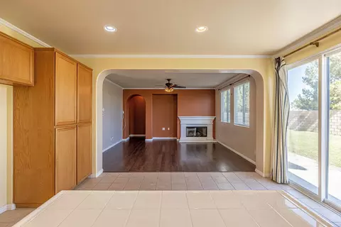 4783 Jade Ct, Lancaster, CA 93536 photo 9