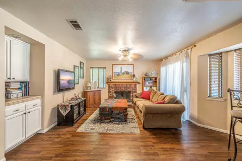3115 Softwood Ct, Lancaster, CA 93536 photo 11