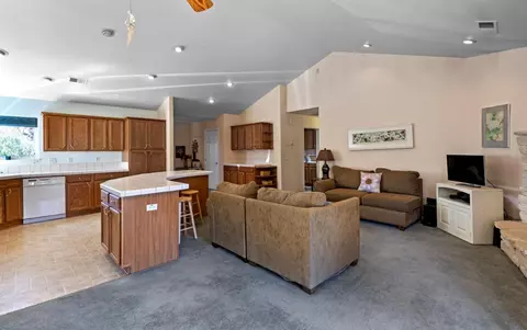 21276 White Pine Dr #SPC 59, Tehachapi, CA 93561 photo 3
