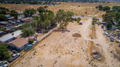 45532 E 30th Street East St, Lancaster, CA 93535 photo 2