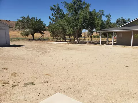 28845 Lancaster Rd, Lancaster, CA 93536 photo 5