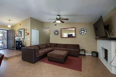 44113 Kirkland Avenue Ave, Lancaster, CA 93535 photo 6