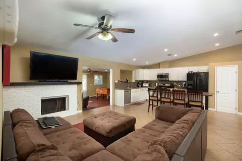 44113 Kirkland Avenue Ave, Lancaster, CA 93535 photo 7