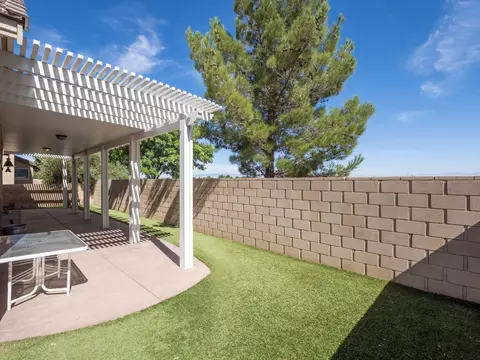 5723 Vahan Ct, Lancaster, CA 93536 photo 25