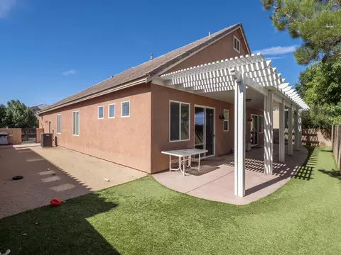 5723 Vahan Ct, Lancaster, CA 93536 photo 24