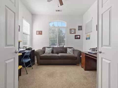 5723 Vahan Ct, Lancaster, CA 93536 photo 6
