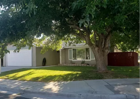 44653 Stonebridge Ln, Lancaster, CA 93536 photo 1