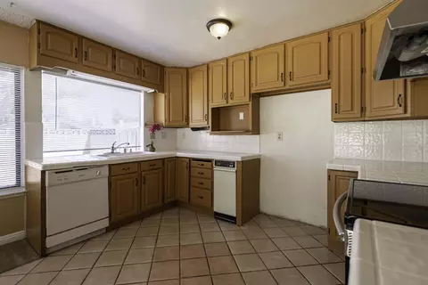 1219 Caperton St, Lancaster, CA 93535 photo 10