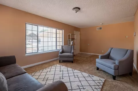 1219 Caperton St, Lancaster, CA 93535 photo 5