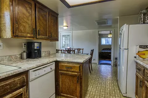 22421 Mccarthy Dr, Tehachapi, CA 93561 photo 14