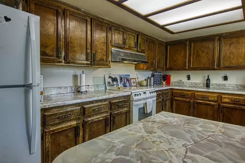 22421 Mccarthy Dr, Tehachapi, CA 93561 photo 11