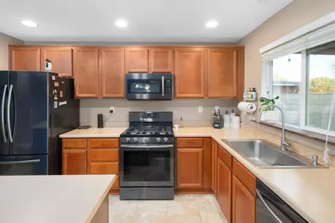 3220 James Ct, Lancaster, CA 93535 photo 12