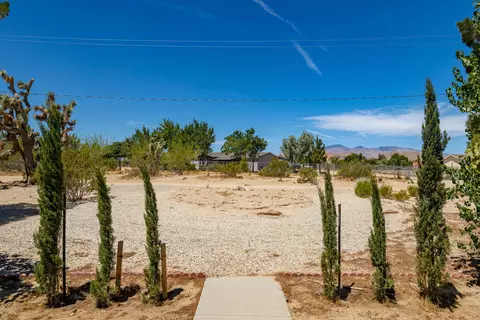 9040 W 60th St, Mojave, CA 93501 photo 20