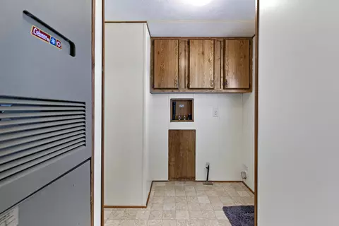 9040 W 60th St, Mojave, CA 93501 photo 14