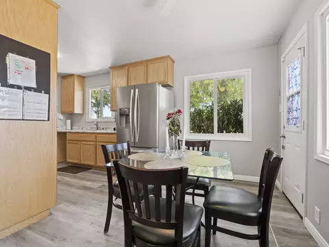 240 E Ave J 12, Lancaster, CA 93535 photo 9