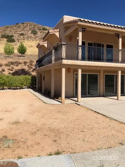 32060 Cedarcroft Rd, Acton, CA 93510 photo 2