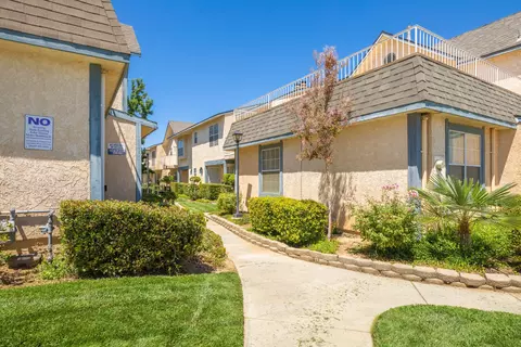 43661 Park Ave, Lancaster, CA 93534 photo 17