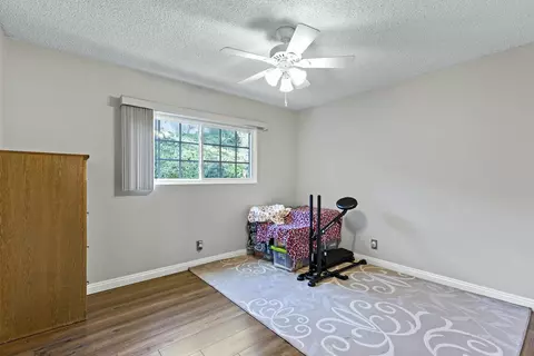 6806 Agave St, Lancaster, CA 93536 photo 12