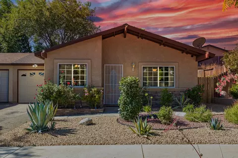6806 Agave St, Lancaster, CA 93536 photo 1