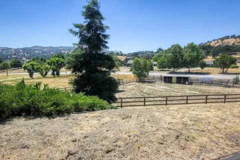 29720 Lower Valley Rd N, Tehachapi, CA 93561 photo 5