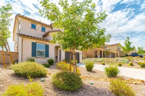 37612 Ebony Dr, Palmdale, CA 93551 photo 3