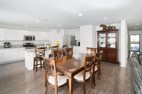 37612 Ebony Dr, Palmdale, CA 93551 photo 9