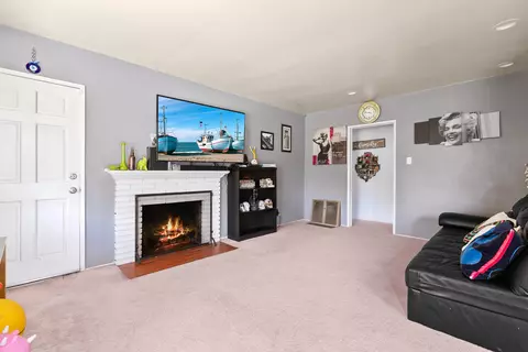 44252 Foxton Ave, Lancaster, CA 93535 photo 6
