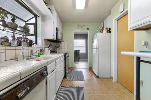 44252 Foxton Ave, Lancaster, CA 93535 photo 12