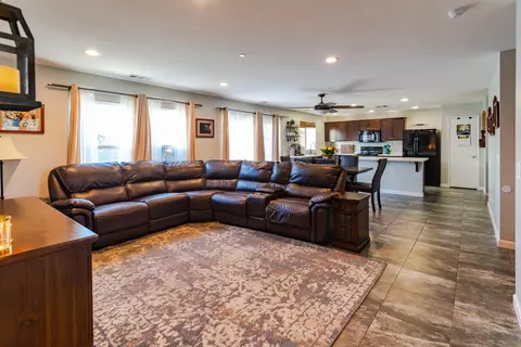 3029 Garnet Ln, Lancaster, CA 93535 photo 9