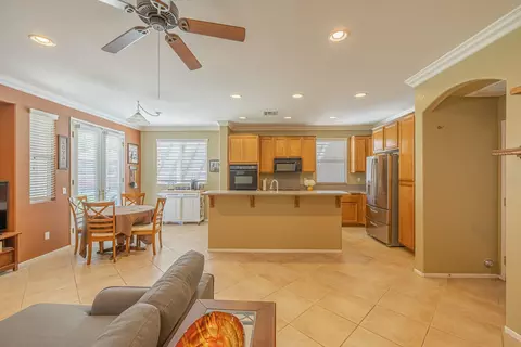 43728 W 57th St, Lancaster, CA 93536 photo 11