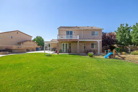 43728 W 57th St, Lancaster, CA 93536 photo 2