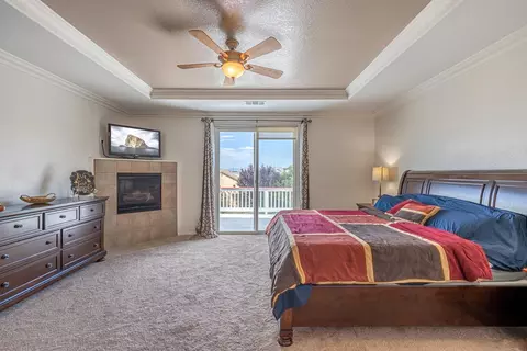 43728 W 57th St, Lancaster, CA 93536 photo 16