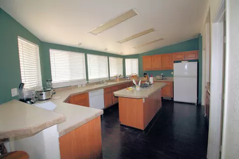 4234 Backus Rd, Mojave, CA 93501 photo 3