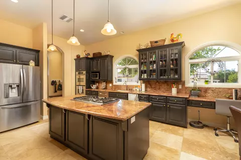 2215 Dolores Pl, Acton, CA 93510 photo 9